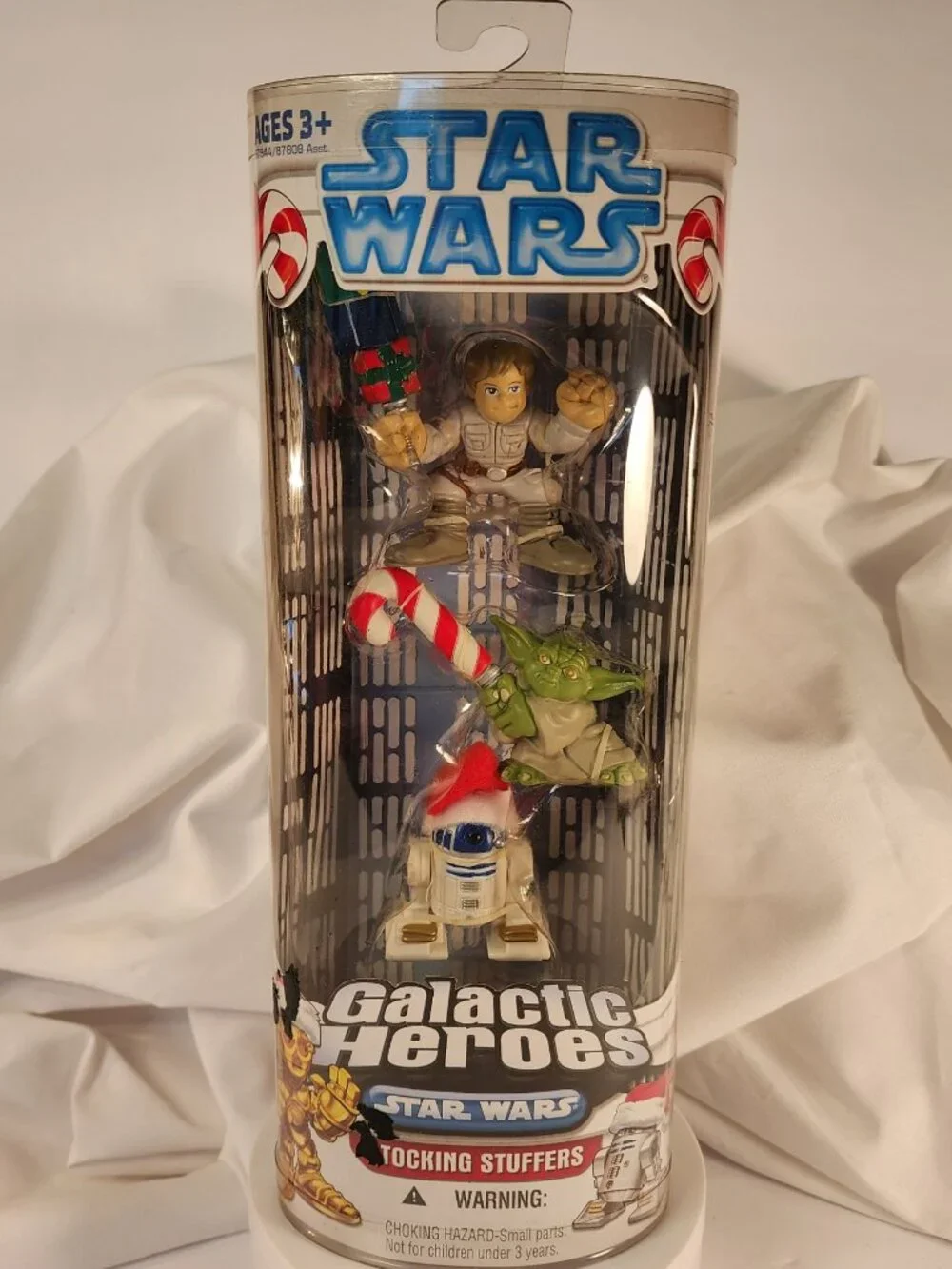 MINT IN BOX Galactic Heroes STAR WARS Stocking Stuffer action figure set